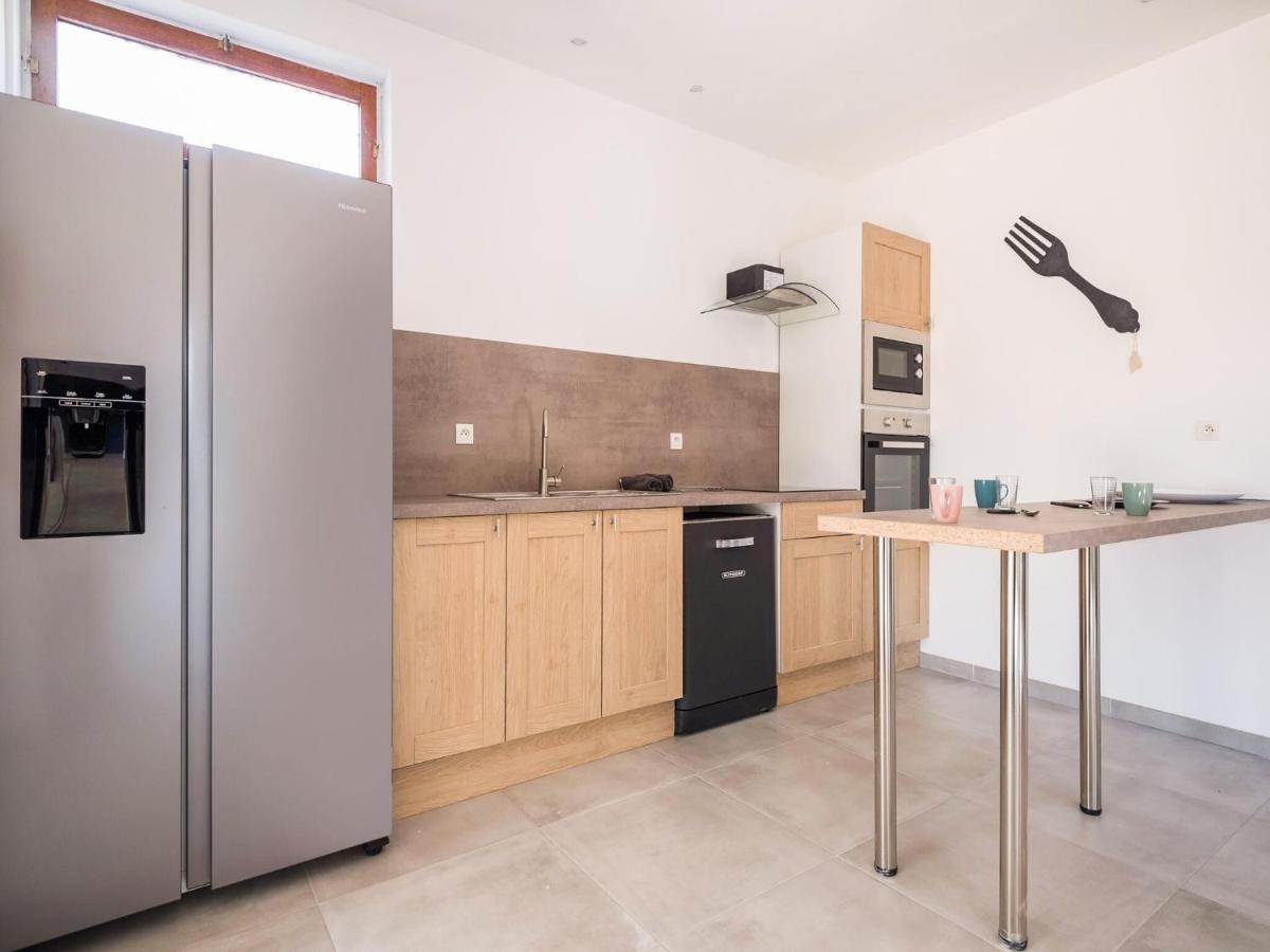 Fully Renovated House Only Few Minutes Walk Away From Ohama Beach 滨海维耶维尔 外观 照片