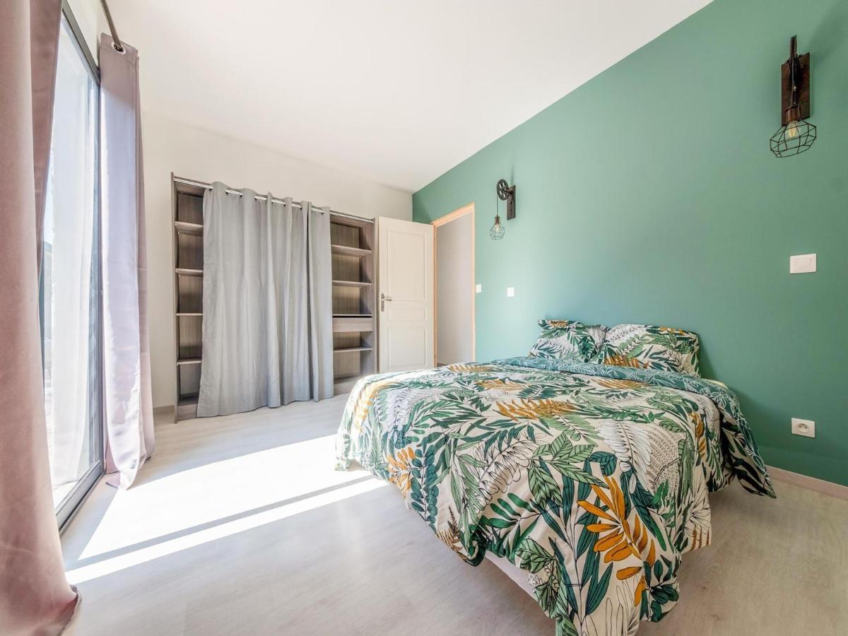 Fully Renovated House Only Few Minutes Walk Away From Ohama Beach 滨海维耶维尔 外观 照片